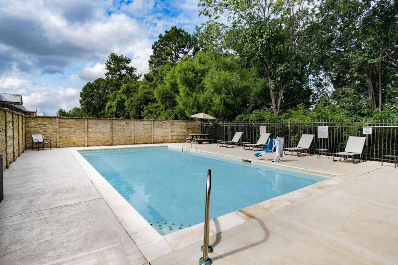 Hotel La Quinta By Wyndham Chattanooga - 3*